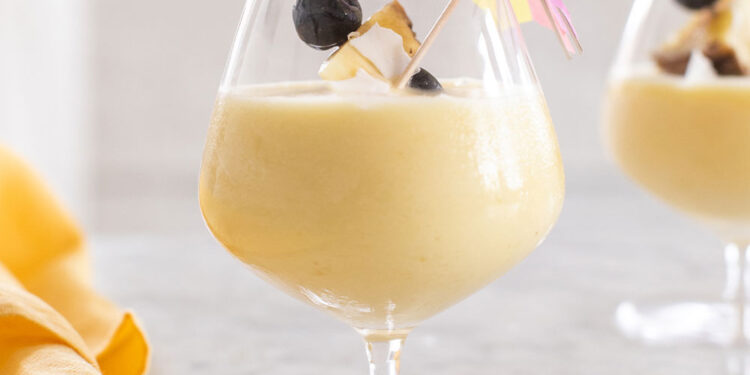 6 Frozen Cocktails to Cool Down Summer Evenings