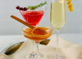 3 Genius Ways to Garnish Holiday Cocktails
