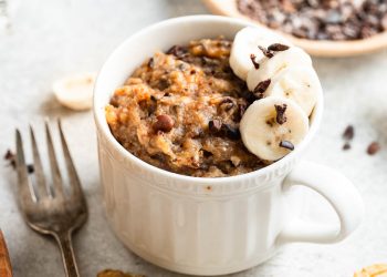 Healthy Banana Mug Cake | Vegan + Gluten Free in 5 Minutes