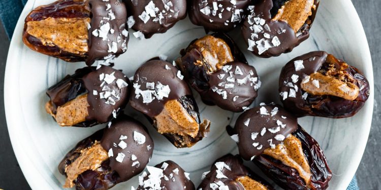 Dark Chocolate Covered Dates | 4-Ingredient Healthy Treat