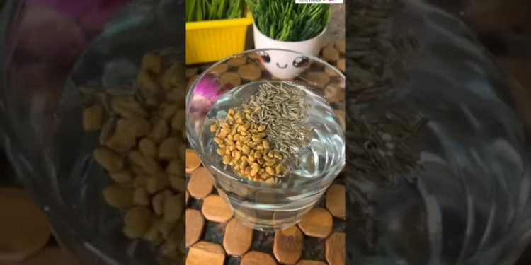 Detox drink for acne free & glowing skin