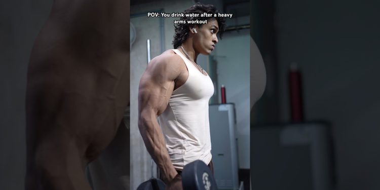 Every Lifter will relate #bodybuilding #fitness #shorts