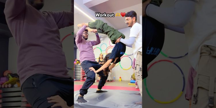 Workout 🫶♥️#kashishpatel #workout #hardwork #dailypractice #practicetime #shortsfeed #ytshorts