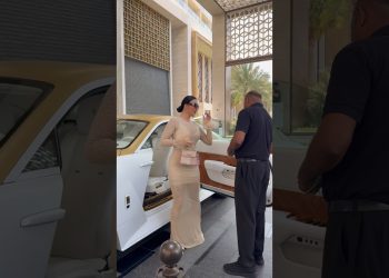 👸🏽LIFE #dubai #dubailife #bts #luxury #shopping #supercars #fyp #viralshort #lifestyle #automobile