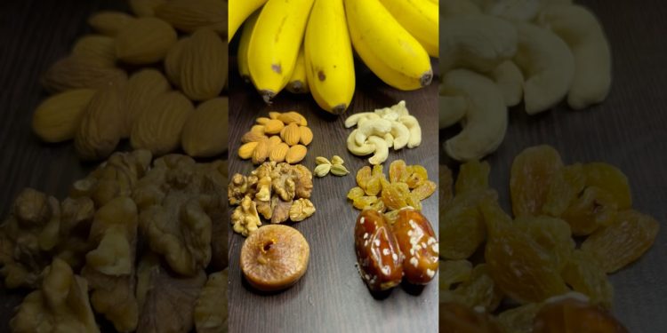 Healthy Banana with Dry Fruits Milkshake #shorts