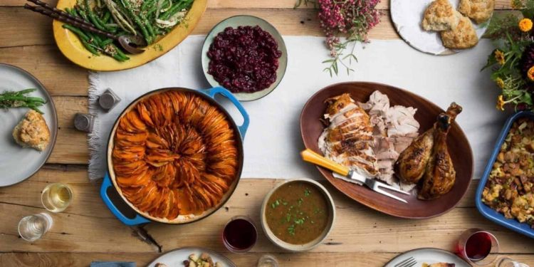 6 Ways to Lose Weight and Enjoy the Holidays | Weight Loss