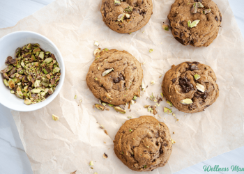 Brown Butter Pistachio Chocolate Chunk Cookies
