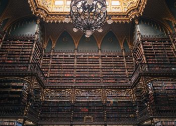 See Inside 11 of the World’s Most Fascinating Libraries