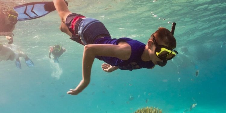These Are The 7 Best Educational Summer Camps With Snorkeling And Sailing Activities