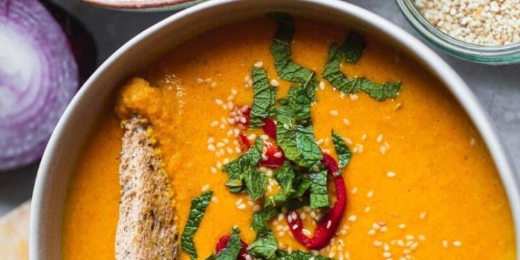 Spicy Butternut Squash Soup – Oh My Veggies
