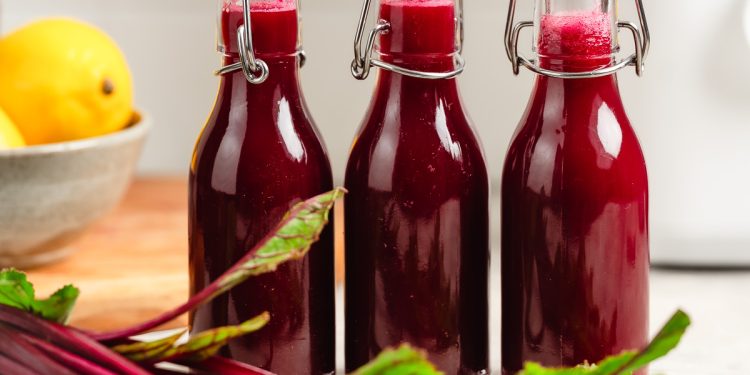 Apple Beet Juice Recipe (Fresh + Vibrant)