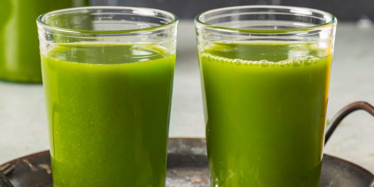 Simple Detox Green Juice (low-sugar + high nutrient)