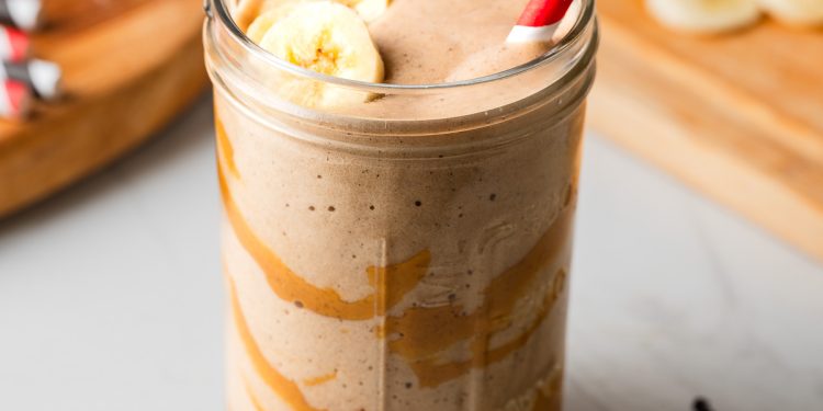 Peanut Butter Protein Shake (Creamy + Filling)