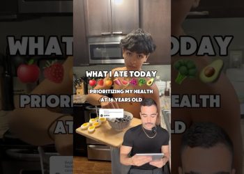 Is this 16-year-old’s diet healthy? #diet #nutrition #health #whatieatinaday