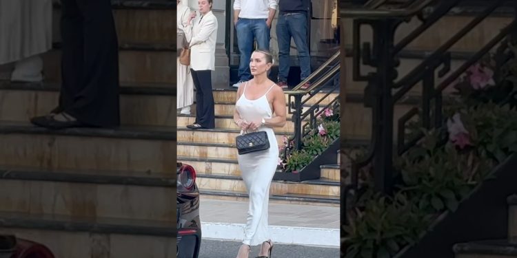 Power Couple Turns Heads in Monaco😍👌 #monaco #millionaire #lifestyle