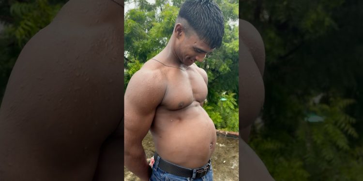 Comment kar ke btao jaddu kaisa laga 😂 #shortsviral #motivation #fitness #funny