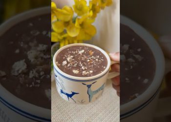 Healthy Hot Chocolate recipe #short #hotchocolaterecipe #healthydrink #youtube