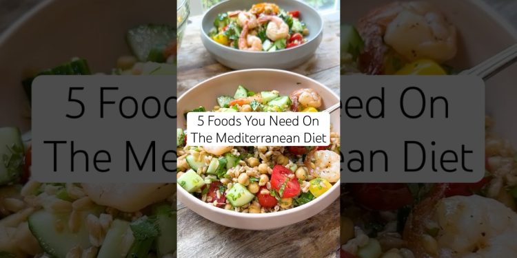 5 foods you need on the Mediterranean Diet! #mediterraneandiet
