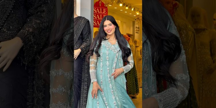 WATCH POORA👀 AMAZING NEW MOST BEAUTIFUL LONG ANGRAKHA DRESS STYLE OUTFIT BY 7AATRANG🫠❤️ #fyp