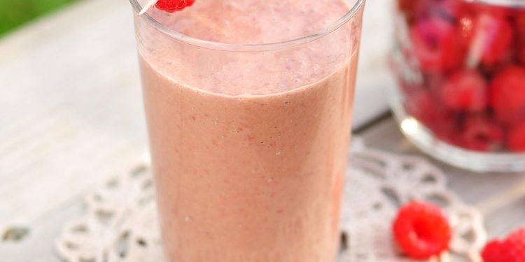 Vegan Chocolate Raspberry Banana Smoothie