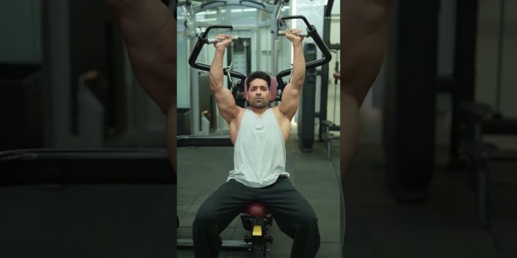 Workout 💪 #rohitkhatrifitness #bodybuilding #navafitness #gymshorts #gymworkout #rkfitness #fitness