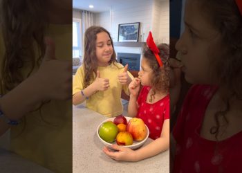 Kids learn to drink and eat healthy ❤️