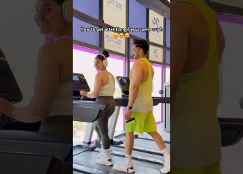 How to impress your crush 😍 #gym #funny #couple #fitness #motivation #memes #trending #ytshorts #yt