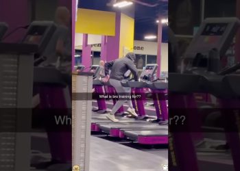 First day at Planet Fitness. New gym, same confidence 💪🕺 #gymlife #planetfitness #confidence
