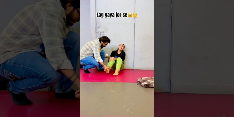 Lag gaya jor se😊♥️#kashishpatel #workout #hardwork #trendingshorts #shortsfeed #shorts #viralshorts