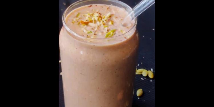 Calcium Rich Ragi Smoothie 🥤 | Healthy Breakfast Drink | Summer Special Milkshake