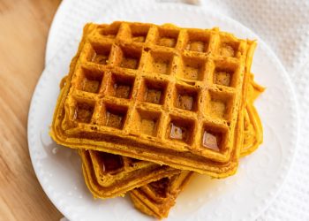 Vegan Pumpkin Waffles – Vegan recipes by VegKitchen