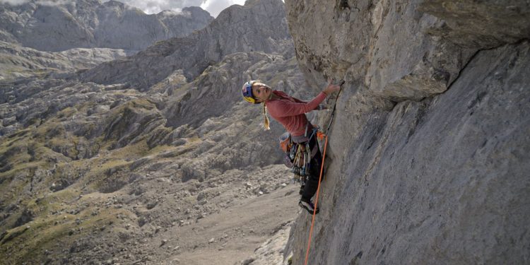4 Nutrition Tips From Pro-Climber Sasha DiGiulian